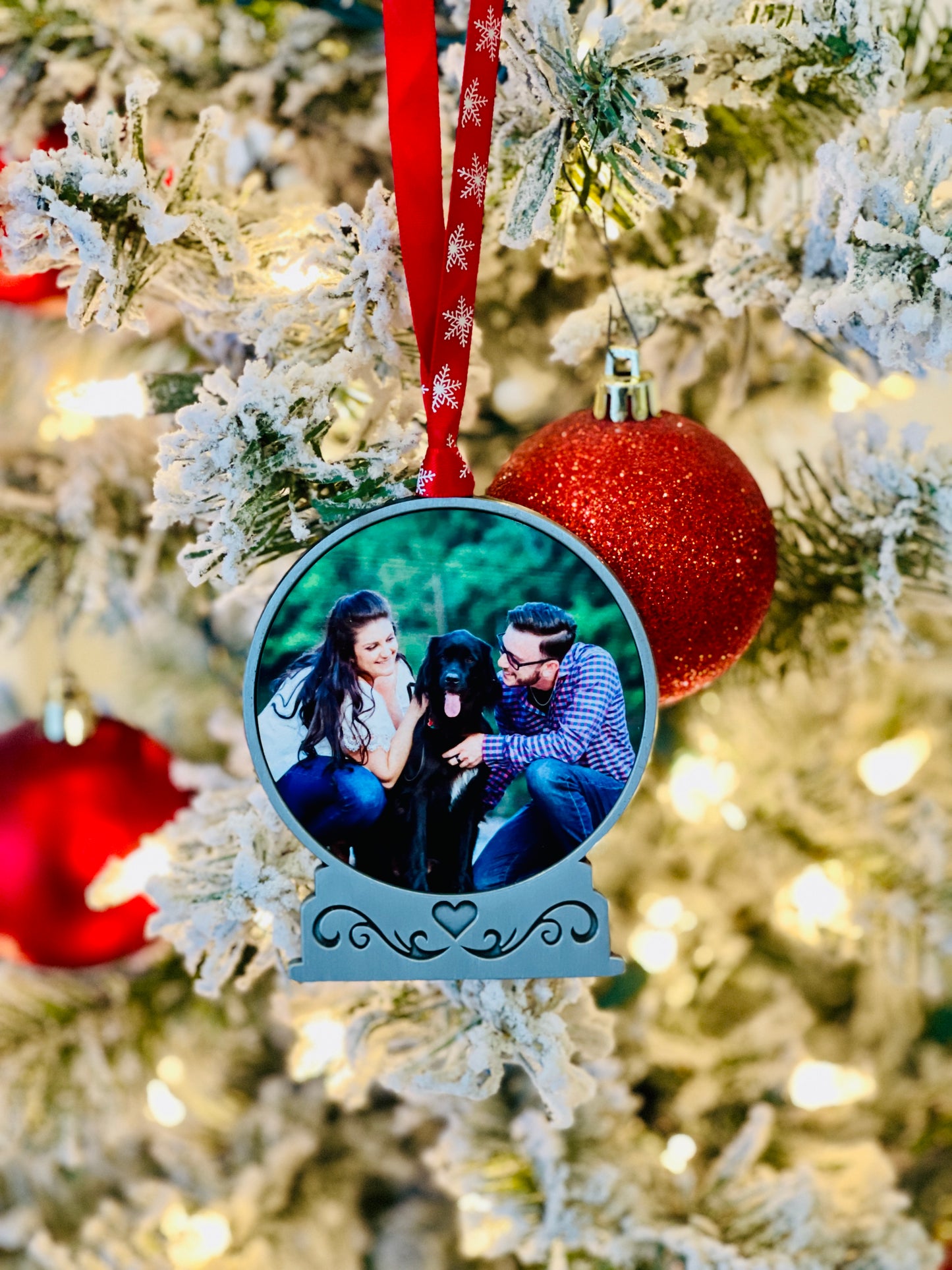 Photo Ornament - Metal Snowglobe